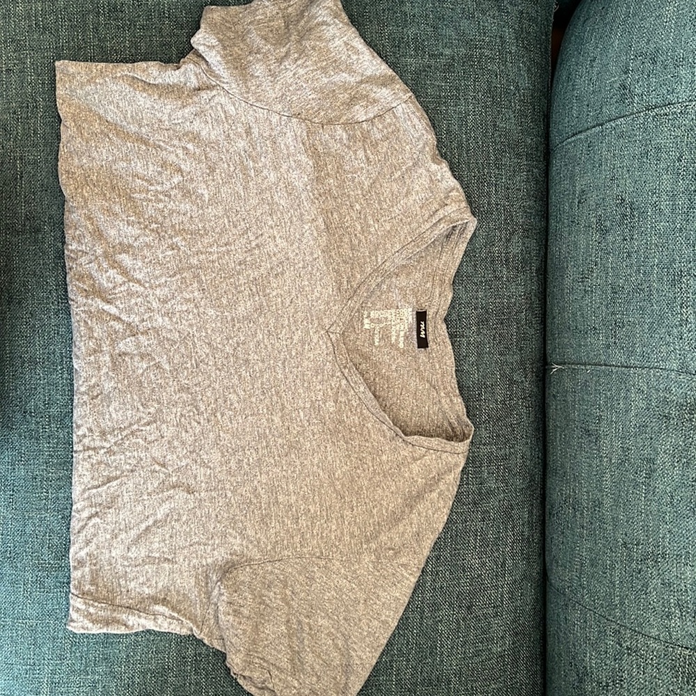 Men’s V-neck T-shirt